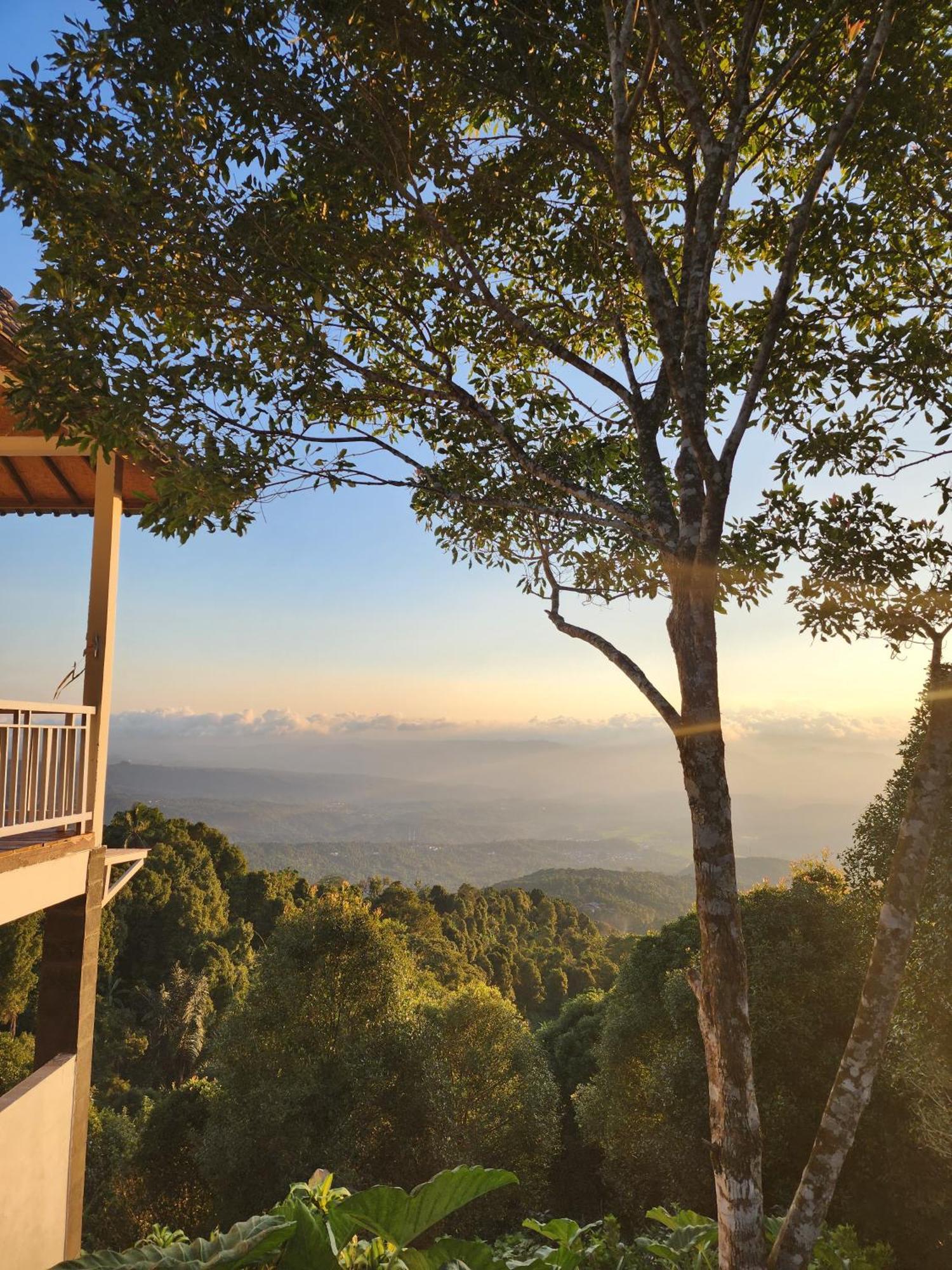 De La Sierra Apartment Munduk  Luaran gambar