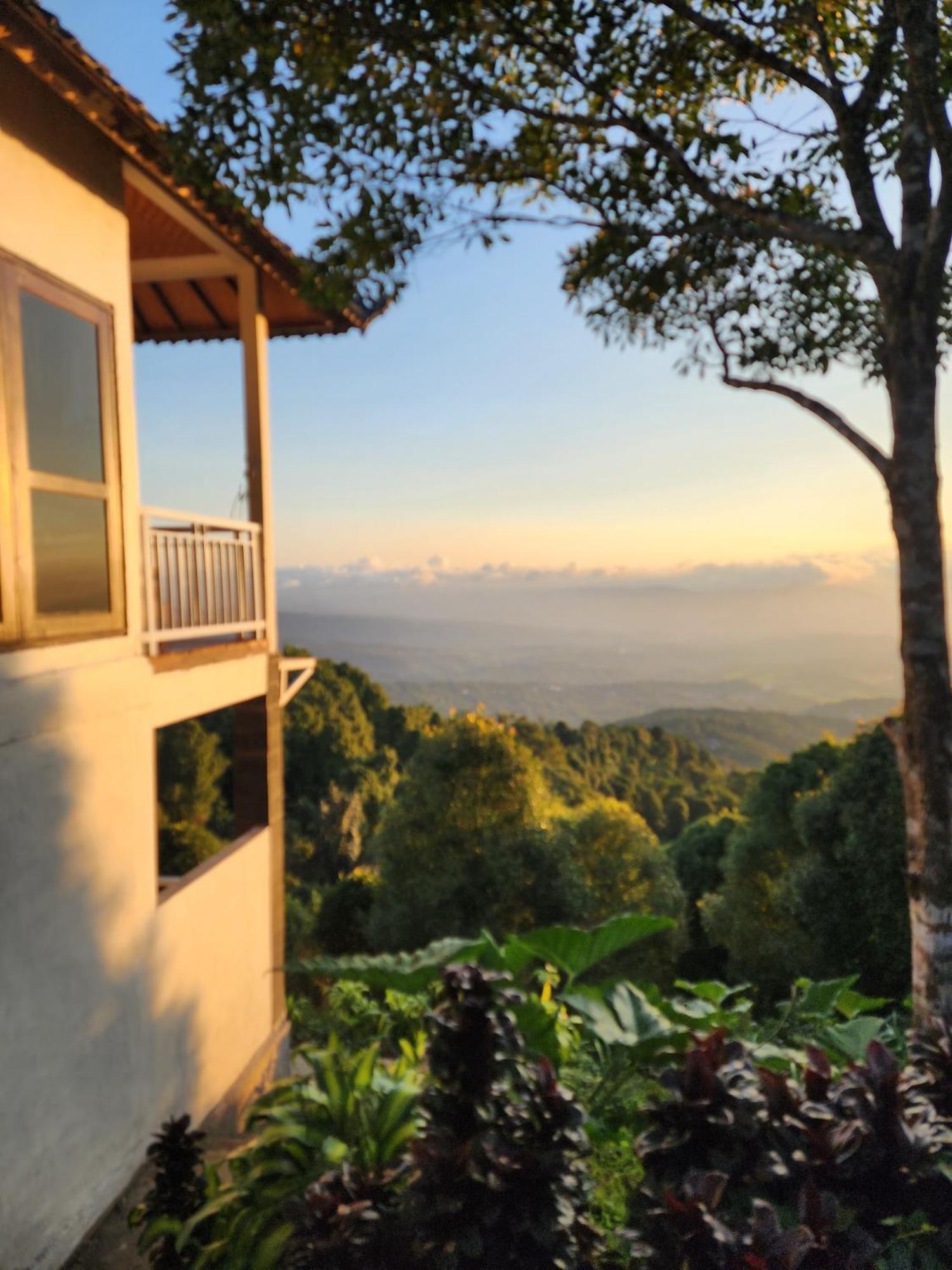 De La Sierra Apartment Munduk  Luaran gambar